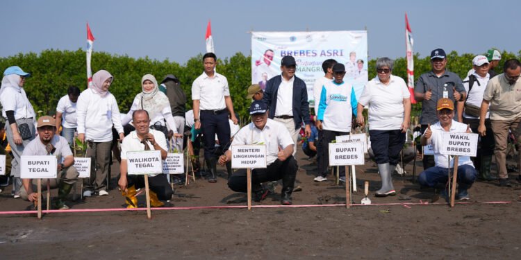 Gerakan Brebes ASRI, Menteri Jumhur: Saatnya Memuliakan Bumi Bersama