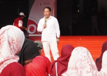 Semangat Kemerdekaan Menggema Lewat Goyang Wajan dan Kirab Busana Adat