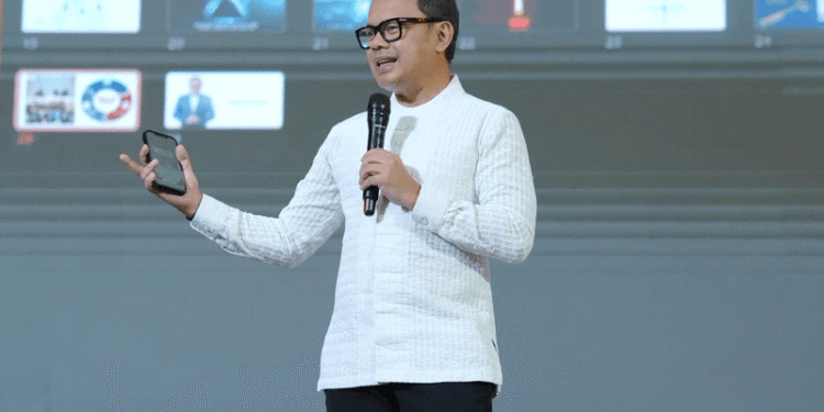 Bangun Indonesia, Wamendagri Bima Ajak Generasi Muda Ambil Peran di Tengah Disrupsi Digital