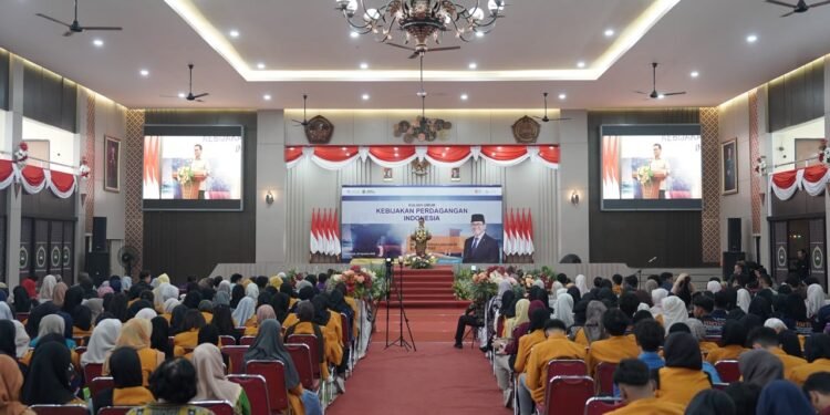 Mendag Busan Beri Kuliah Umum di Univet Bantara Sukoharjo, Dorong Mahasiswa Rintis Usaha dan Jadi Eksportir