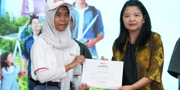 14 Tahun Dukung Talenta Muda Indonesia, Kemendikdasmen Apresiasi Beasiswa SCG