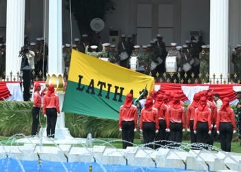 Jelang HUT ke-81 Kemerdekaan RI, Tim Upacara dan Paskibraka Laksanakan Gladi Bersama di Istana Merdeka