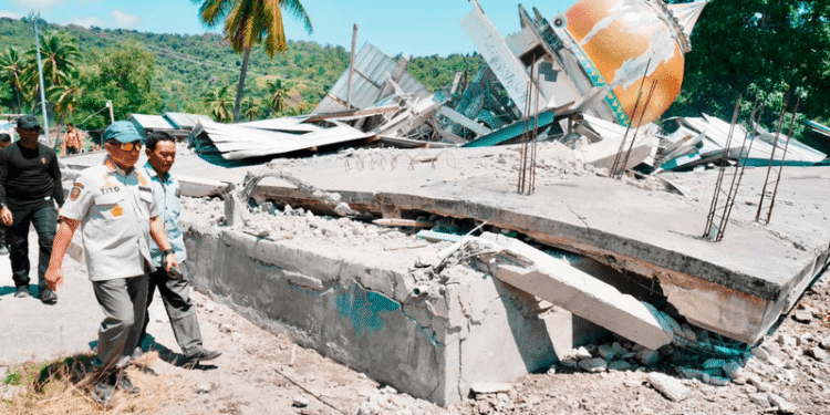 Mendagri Dorong Pemda NTT Percepat Pendataan Sekolah dan Rumah Ibadah Rusak Akibat Gempa