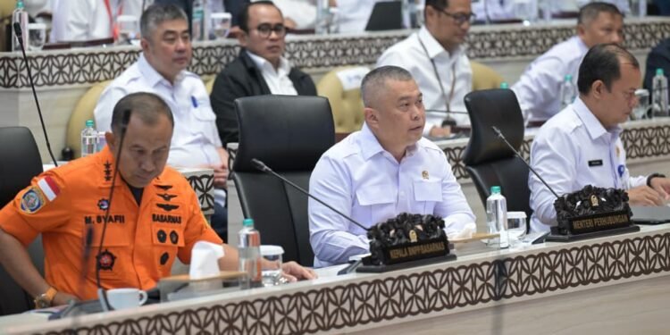 Menhub Dudy Tegaskan Pembenahan Menyeluruh Keselamatan Pelayaran