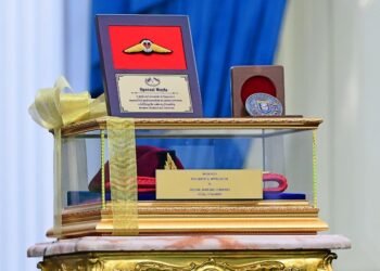 Prabowo Terima Medali Kehormatan dan Baret Merah Pasukan Khusus Thailand