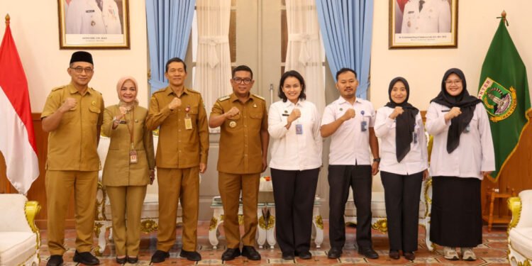 Gubernur Andra Soni Nyatakan Dukungan Penuh untuk Program Makan Bergizi Gratis