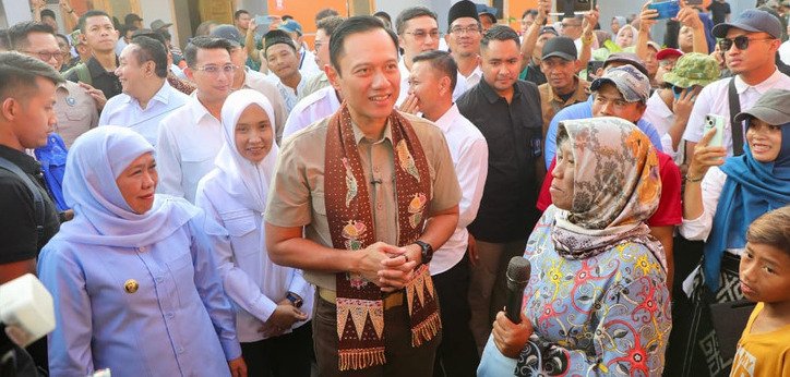 Gubernur Khofifah Mendampingi Menko Infra AHY Resmikan Program Pengentasan Kawasan Permukiman Kumuh Terpadu di Gresik, Wujudkan Kualitas Hidup Masyarakat Melalui Lingkungan ASRI