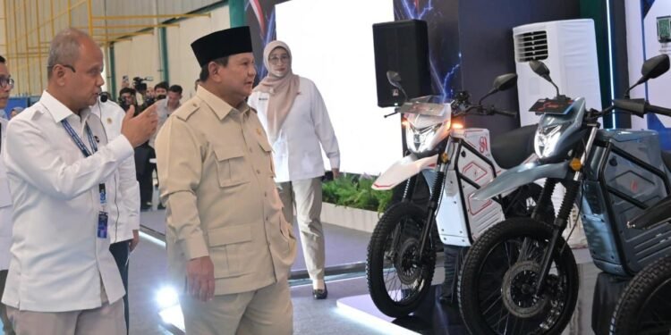 Presiden Prabowo Apresiasi Keberanian Pelaku Usaha Bangun Industri Kendaraan Listrik Nasional