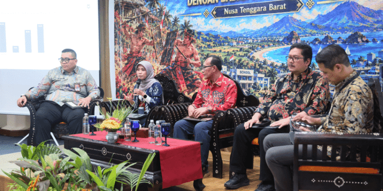 Kemendagri Dorong Pemda di NTB Perkuat KPDBU untuk Percepatan Pembangunan Infrastruktur