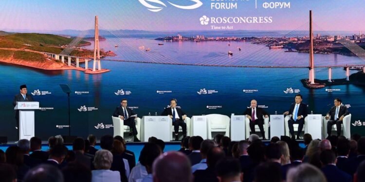 Jadi Tamu Kehormatan Utama EEF ke-11, Presiden Prabowo: Pasifik Bukan Pemisah, tapi Jalan Raya Ekonomi Indonesia–Rusia