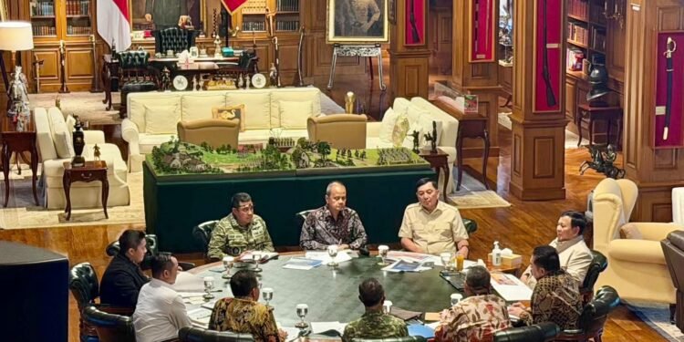 Menhan Hadir di Hambalang, Presiden Terima Laporan Satgas Penertiban Kawasan Hutan
