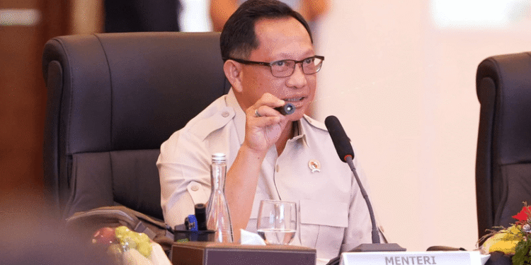 Buka Rakor Gubernur se-Sumatera, Mendagri Ungkap Strategi Tingkatkan Pertumbuhan Ekonomi