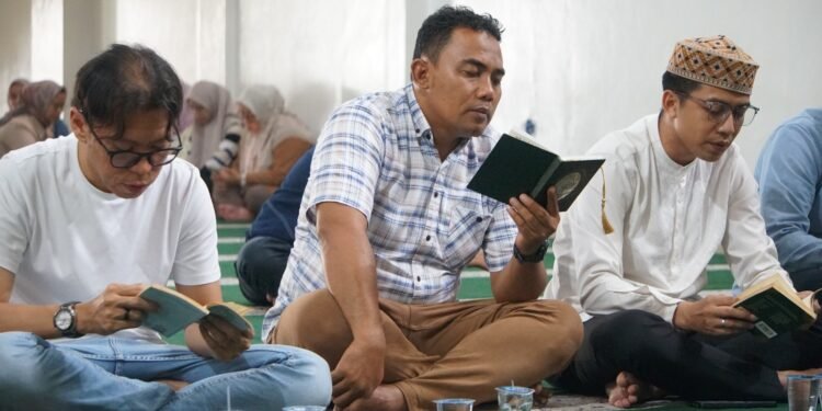 Seluruh Pegawai Ikuti Pengajian, Kantor Pertanahan Kota Tangerang Tekankan Nilai Amanah