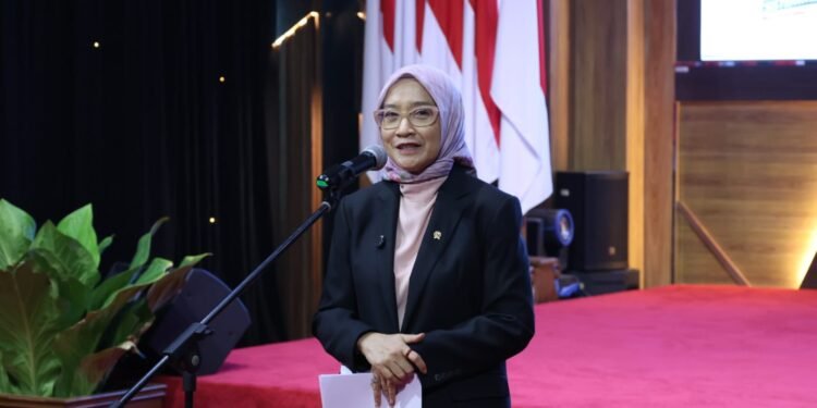 Perkuat Manajemen Talenta Melalui Mekanisme Talent Scouting, Menteri PANRB Lantik Sejumlah PPT Madya, PPT Pratama dan Pejabat Fungsional di Lingkungan Kementerian PANRB