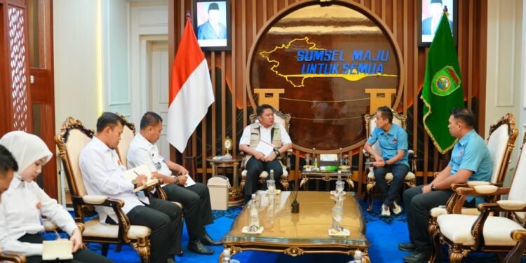Dukung Kejurnas ALTI 2026, Herman Deru Minta Disinergikan dengan Sriwijaya Dempo Run