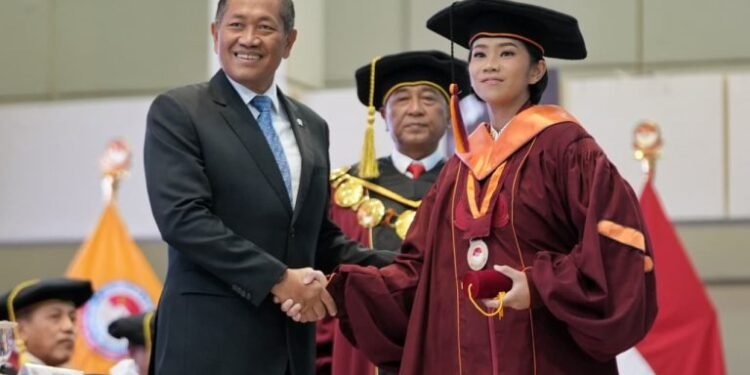 Wamenhan Hadiri Wisuda Unhan RI, Tekankan Pentingnya Integritas dan Nasionalisme