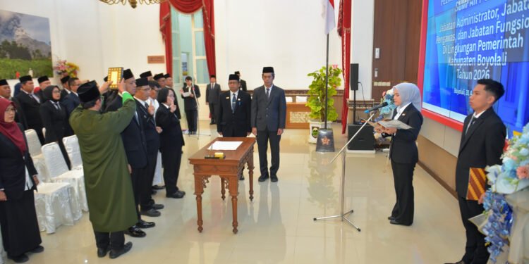 Pemkab Boyolali Rotasi 51 ASN, Wabup : Jabatan Ini Adalah Amanah Untuk Melayani Bukan Dilayani
