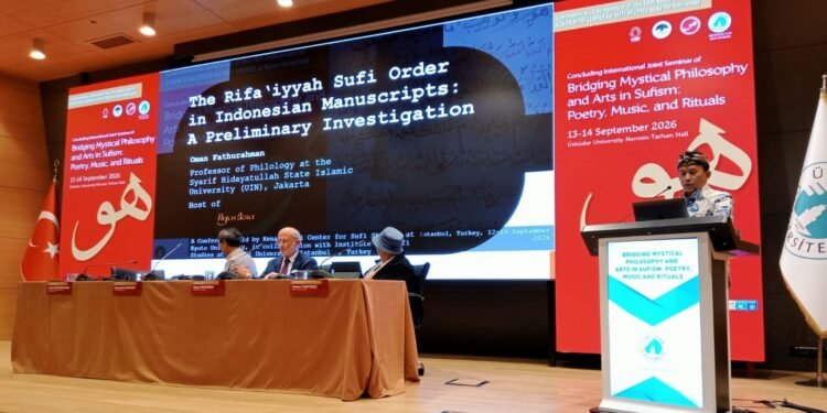Simposium Istanbul, Prof Oman Promosikan Peradaban Islam Indonesia Melalui Manuskrip Tarekat Rifa’iyah