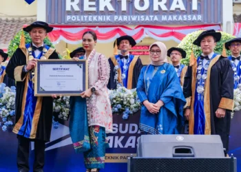 Siaran Pers: Dari Kampus ke Industri, Wamenpar Titip Tiga Pesan untuk Lulusan Poltekpar Makassar