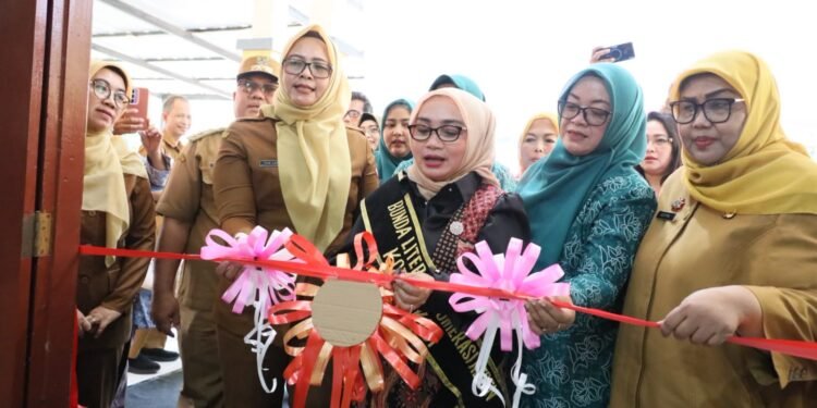 Wiwiek Hargono Resmikan Tiga Perpustakaan Mini di Kota Bekasi: Dorong Budaya Literasi di Lingkungan Warga