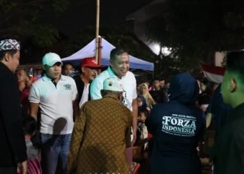 Mulai Anak-anak hingga Ibu-ibu, Wali Kota Bekasi Bersama Warga Kranji Semarakkan Malam Puncak HUT RI