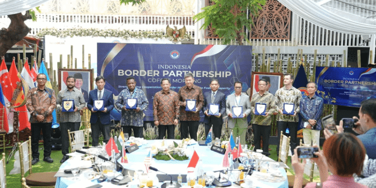 Wujudkan Kesejahteraan Masyarakat Perbatasan, Indonesia Perkuat Kerja Sama dengan Negara Tetangga