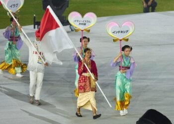 Asian Games 2026 Ditutup, Atlet Tenis Meydiana Laviola Kenakan Prada Bali dan Jadi Flag Bearer