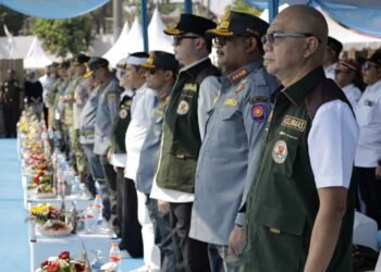 8.000 Anggota ASLINMAS dan ABPEDNAS Apel Akbar Di Stadion Pandanaran Jateng Pada Hari Kesaktian Pancasila