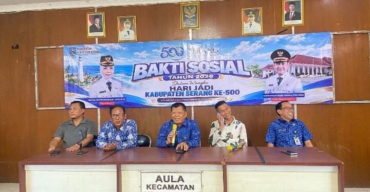 Dinas PMPTSP Kabupaten Serang Bagikan Bantuan dan Gelar Sunnatan Massal di HUT ke-500 Serang