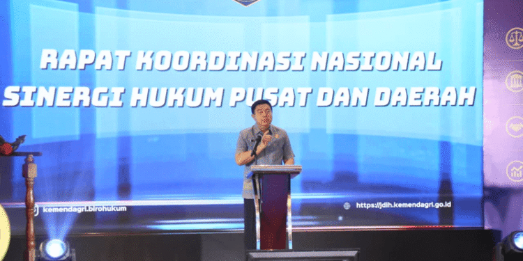 Sekjen Kemendagri Minta Regulasi Daerah Berorientasi Kemudahan Layanan Masyarakat