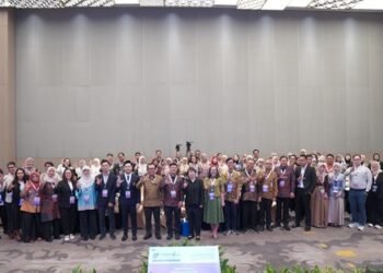 AISOFOLL Ke-17 Dorong Pembelajaran Bahasa Berbantuan Teknologi untuk Penguatan Literasi dan Karakter