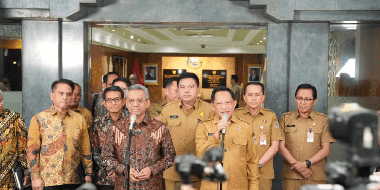 Mendagri dan Menkeu Amankan Anggaran Pemulihan Sumatera hingga Insentif Daerah Berprestasi