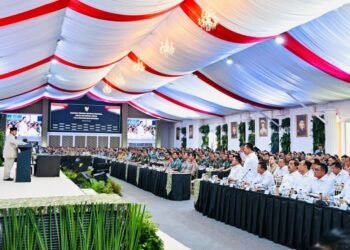 Presiden Prabowo Tekankan Kekompakan, Integritas, dan Kesiapsiagaan TNI-Polri