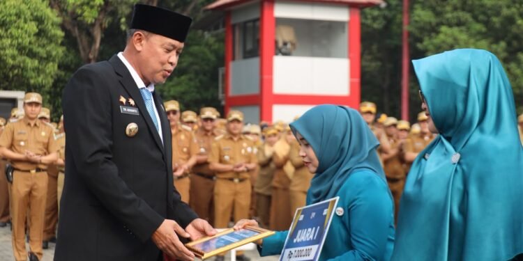 Wali Kota dan Wakil Wali Kota Bekasi Apresiasi Prestasi Aparatur dan Warga, dari Inovasi Pelayanan hingga Panggung Internasional