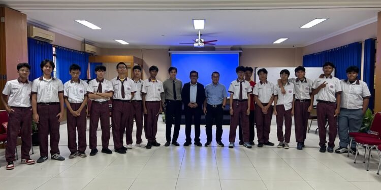 Boys Talk di SMA SQII, Siswa Laki-Laki Diajak Kenali Potensi dan Bangun Karakter